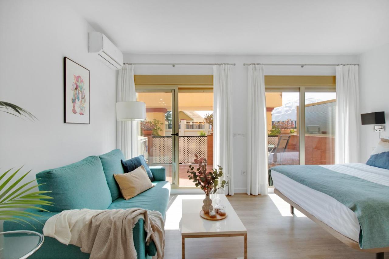 Modern Beach Apartment Romana Playa 723 In Marbella, Elviria Bagian luar foto