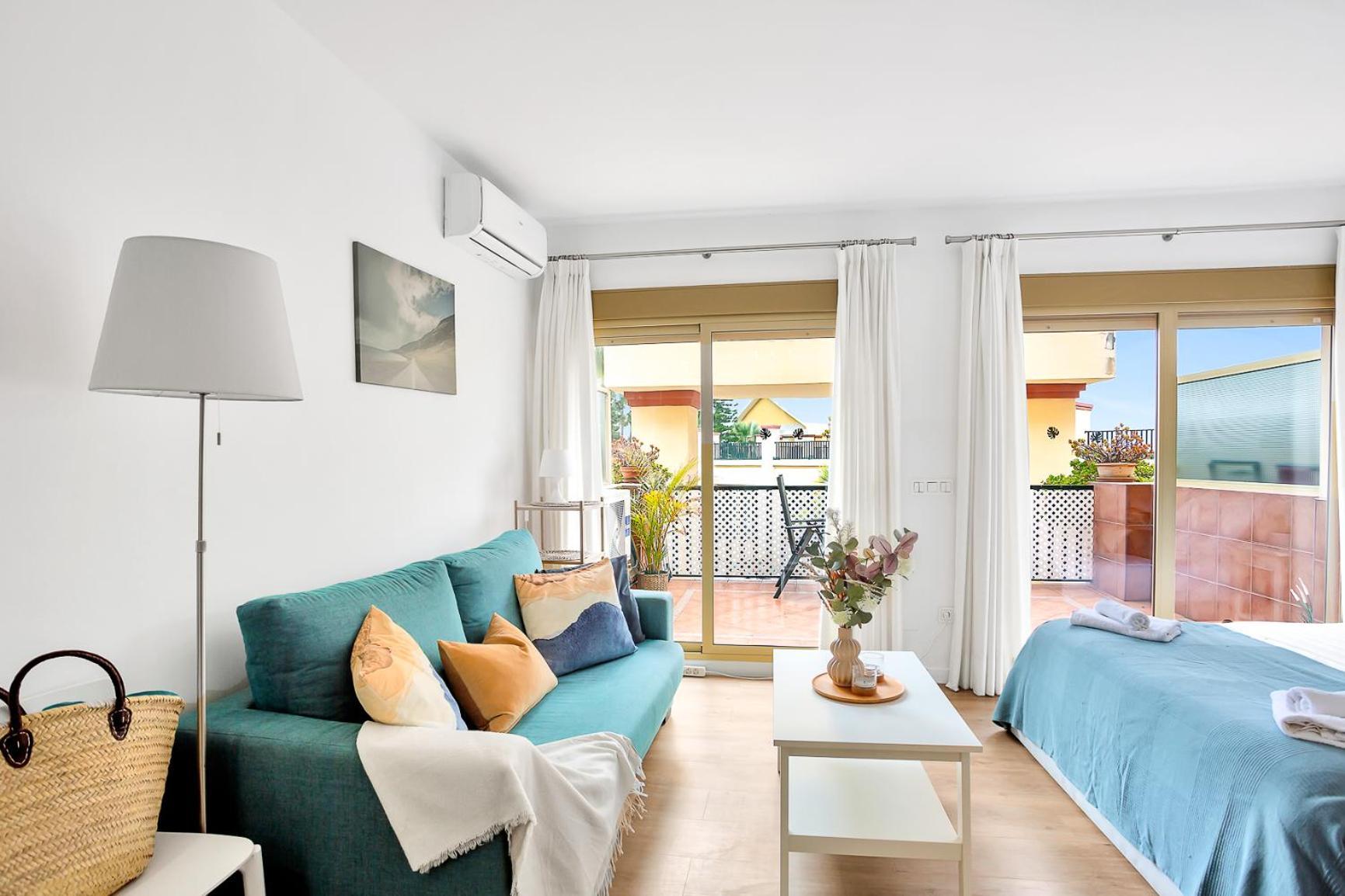 Modern Beach Apartment Romana Playa 723 In Marbella, Elviria Bagian luar foto